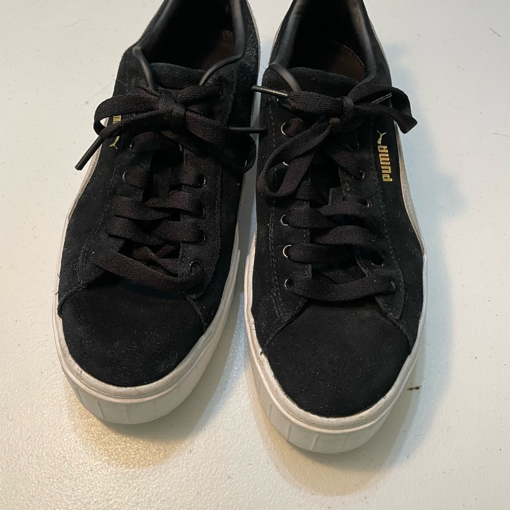 Puma Womens  Black and White Platform Sneakers Size 10 SB-BB